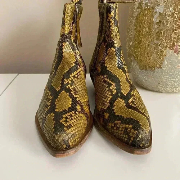 Golden Goose Santiago Snake Embossed Western Boot - Picture 4 of 16